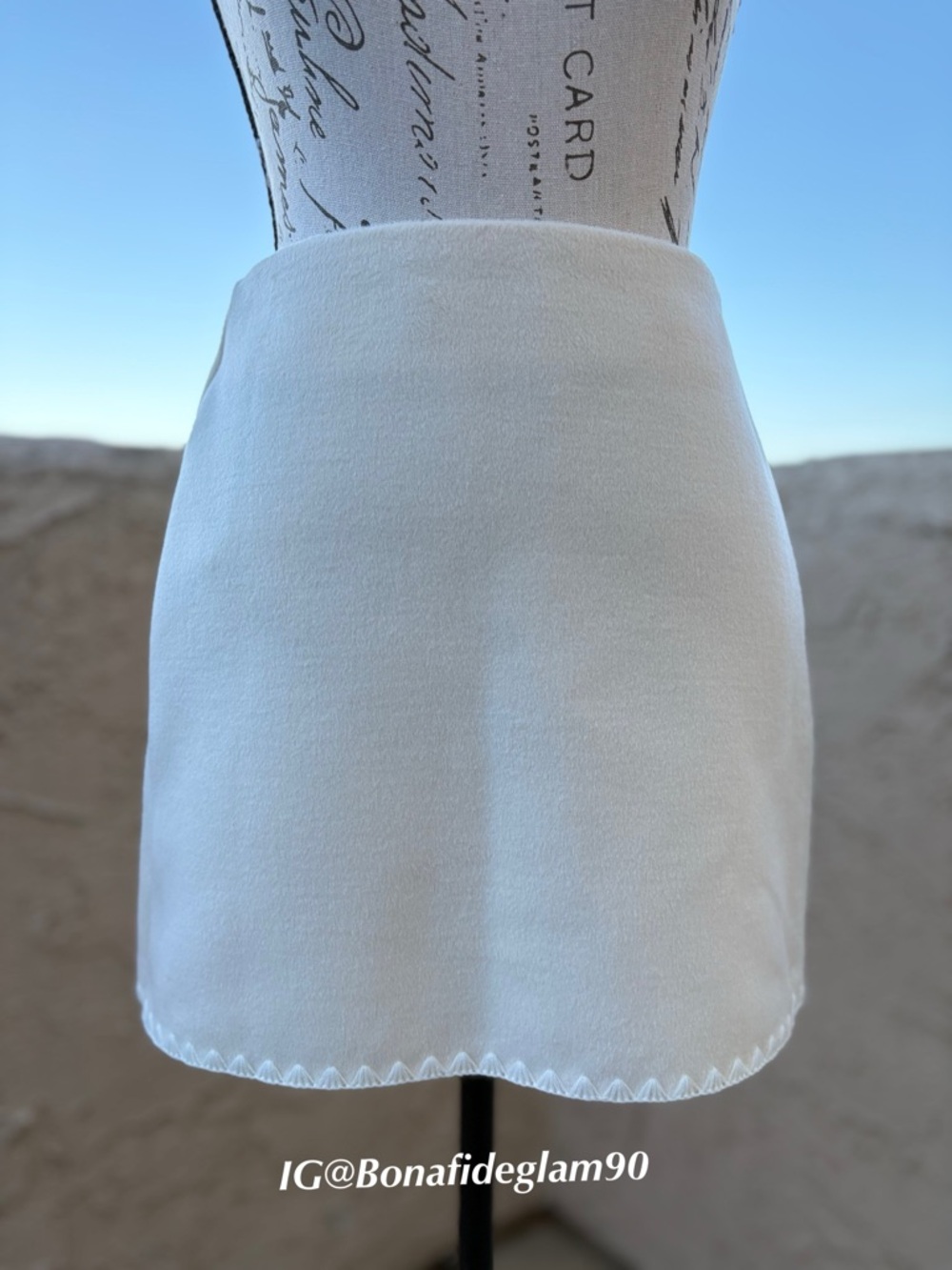 Commense cream embroidered trim tweed mini skirt size XS extra small NWT